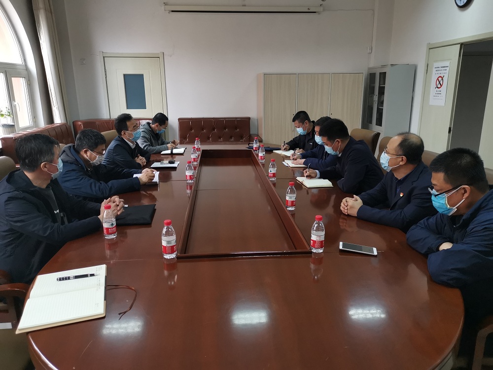 学校督导检查组在附属第四医院督导检查